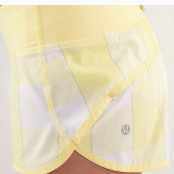 Lululemon women run shorts yellow gingham size 10 - Picture 4 of 9